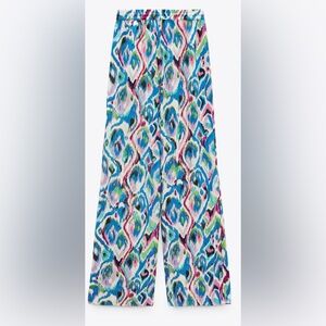 Wide Leg Printed Pants